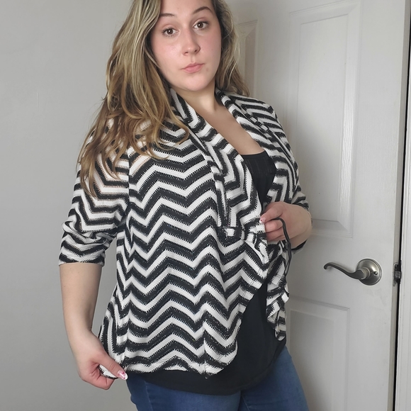 Chevron Waterfall Sweater - Picture 3 of 16